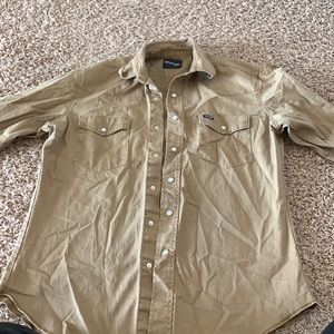 Wrangler shirt
